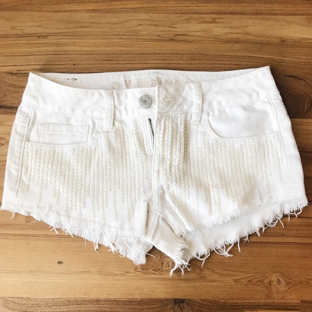 American Eagle Low Rise Shorts
